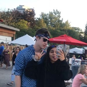 Meet your Posher, Liz